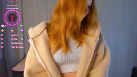 Lola   online show from January 13, 1:55 am