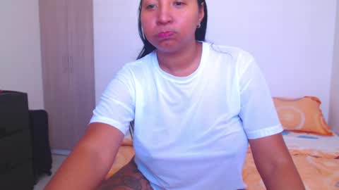 Loretta Gmez online show from December 10, 1:33 pm