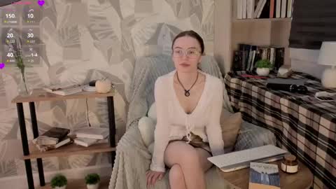 lorettedarsi online show from April 13, 1:40 am