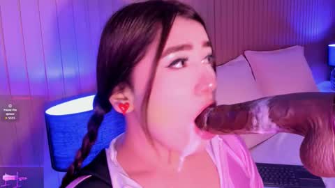 lore  online show from March 10, 11:25 am