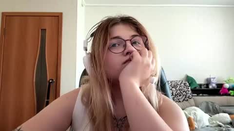 Stasha online show from June 15, 6:57 am