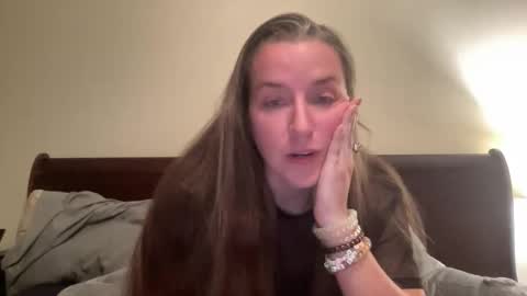 lothlori online show from November 16, 2:13 am