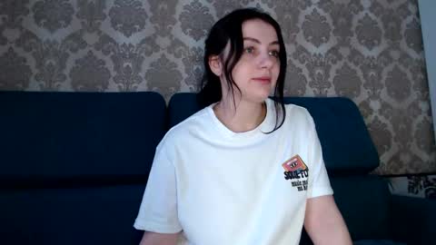 Louise online show from February 26, 4:08 am