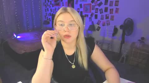 Loise online show from July 7, 3:26 pm