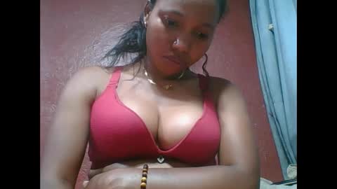 loveinlife750427 online show from November 22, 4:31 pm