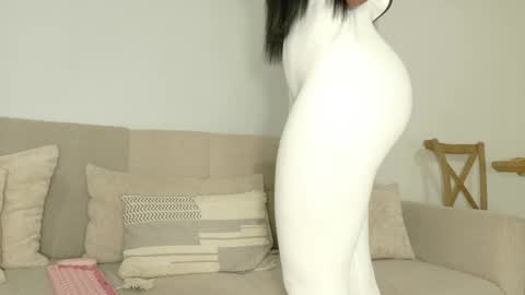 Val online show from May 29, 2:20 am