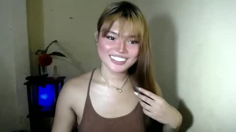 lovelily_xoxo online show from April 21, 2:51 am