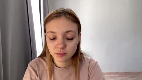 Ella online show from January 18, 9:05 am