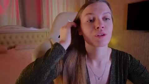 Laura online show from December 29, 10:56 am