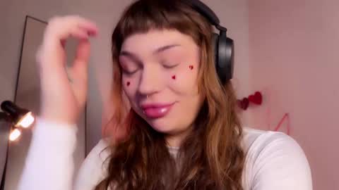 Elsa online show from February 15, 5:30 am