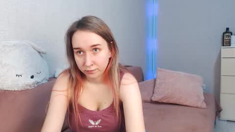 Lovely Hayley online show from February 16, 10:09 pm