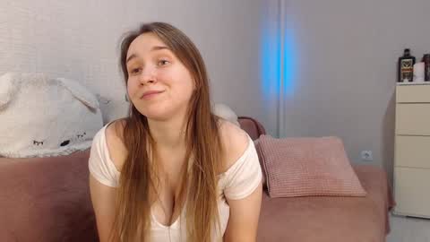 Lovely Hayley online show from February 8, 10:29 pm