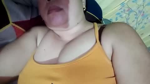 lovely_orchid online show from January 27, 10:27 am