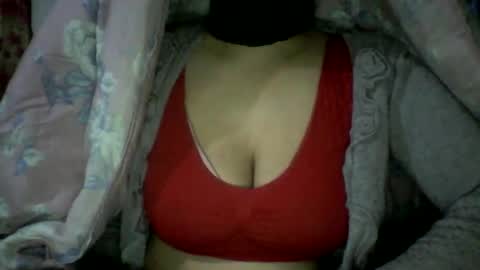 katrina follow me guys online show from January 6, 11:42 pm