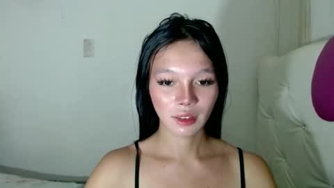 Thea  online show from December 17, 6:06 am