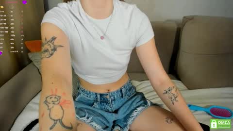 lovelygracee online show from October 15, 2:41 pm