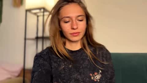 Kate only online show from June 2, 2:29 pm