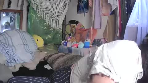 lala online show from January 17, 12:10 pm