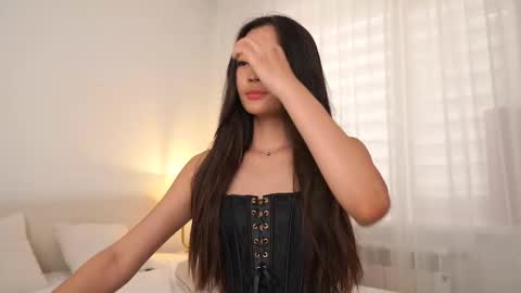 kim online show from November 17, 12:17 pm