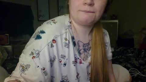 lovetubes101 online show from January 3, 2:32 am