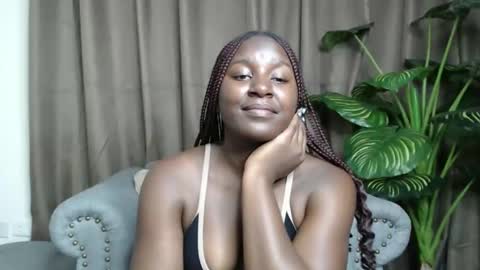 loyalcutie online show from January 22, 2:24 pm