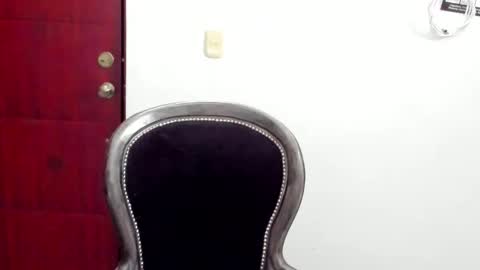 luara__01__lecat_1 online show from January 6, 1:20 am