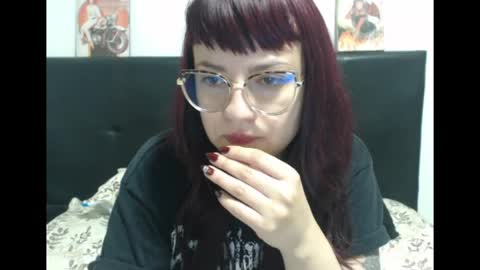 Lulu DCarton online show from May 12, 3:48 am