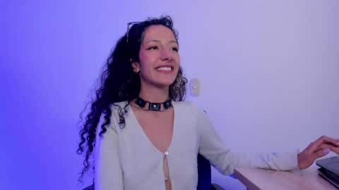 Lucia online show from April 28, 2:27 am