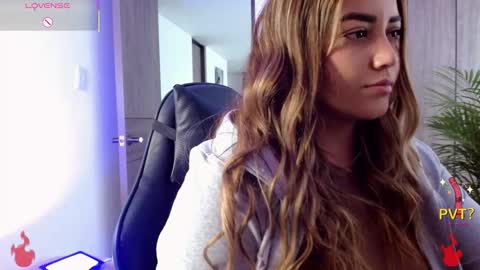 lucia star  online show from January 8, 6:23 pm