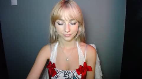 Lucy online show from September 23, 7:45 pm