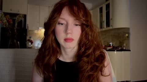 Lucia online show from October 18, 4:32 pm