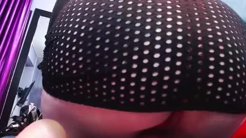 Luci online show from November 20, 10:55 pm