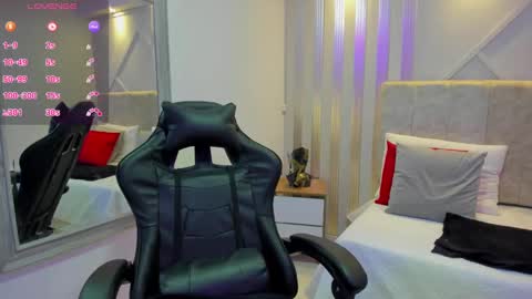 luciana online show from December 7, 1:07 pm