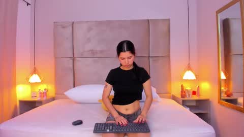 Luci  online show from September 17, 12:25 pm