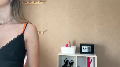 Lucie hot follow me on  online show from November 10, 10:10 am