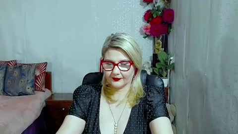 Lucille Fenly online show from March 9, 11:52 pm