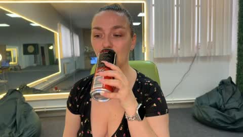 lucky_foryou_baby online show from May 31, 8:53 am