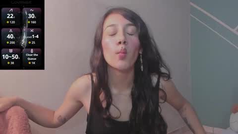 Lucy Herrera online show from November 14, 2:00 am