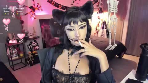 lucyfer online show from October 7, 5:01 am