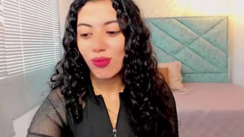 Lucy Greys online show from March 18, 2:44 pm