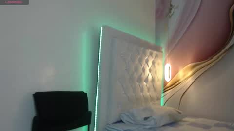 Lucy online show from October 1, 12:43 pm