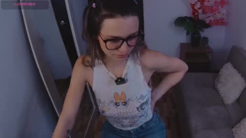 lucy online show from October 6, 3:01 am