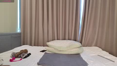 Love kinky Go here  online show from January 25, 7:28 am