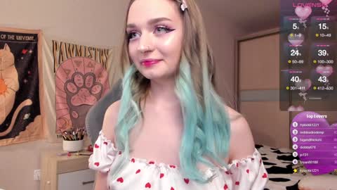 Lucy online show from February 1, 7:55 pm