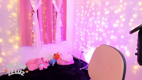 LUCYY FROM HOME  online show from December 31, 4:38 am