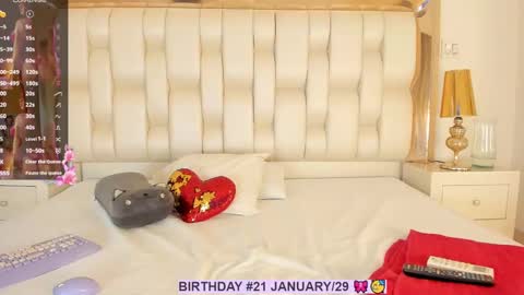       online show from January 27, 12:16 pm