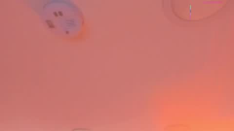 L U I S A online show from February 7, 8:24 pm