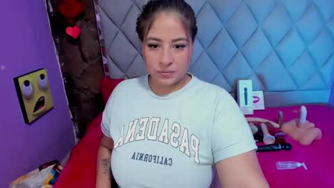 luisanaboobs online show from January 18, 3:20 am