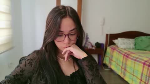 Luli online show from June 3, 1:34 pm