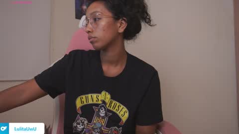 lulitauwu online show from October 7, 3:22 am